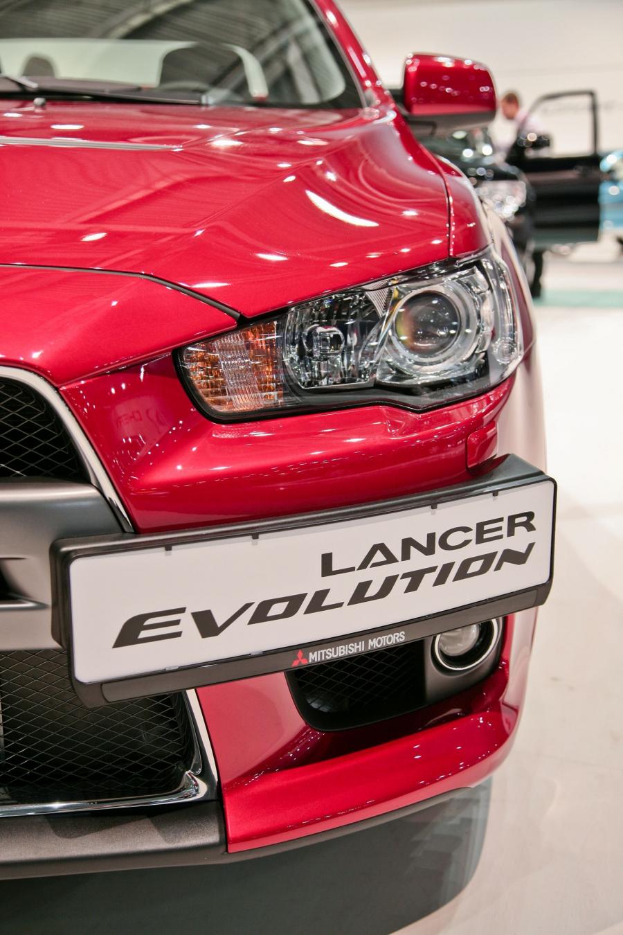  Mitsubishi Lancer Evolution X 2007 года  (фото 80 из 149)
